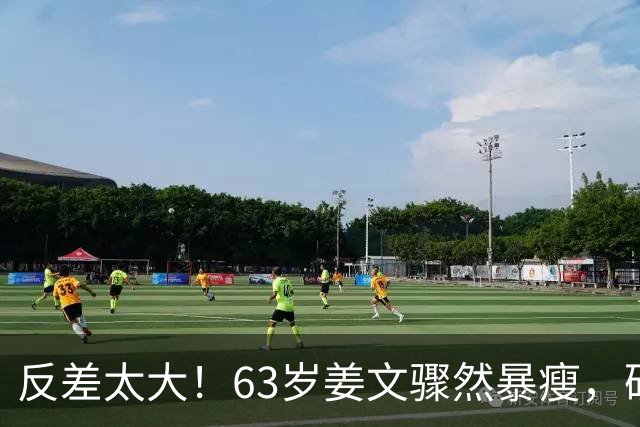 反差太大！63岁姜文骤然暴瘦，硬汉气场褪去俨然苍老小老头